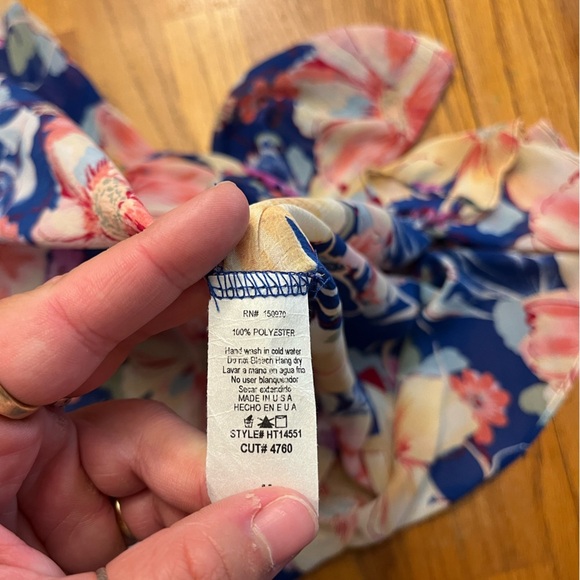 Hummingbird Floral Kimono - Picture 3 of 8